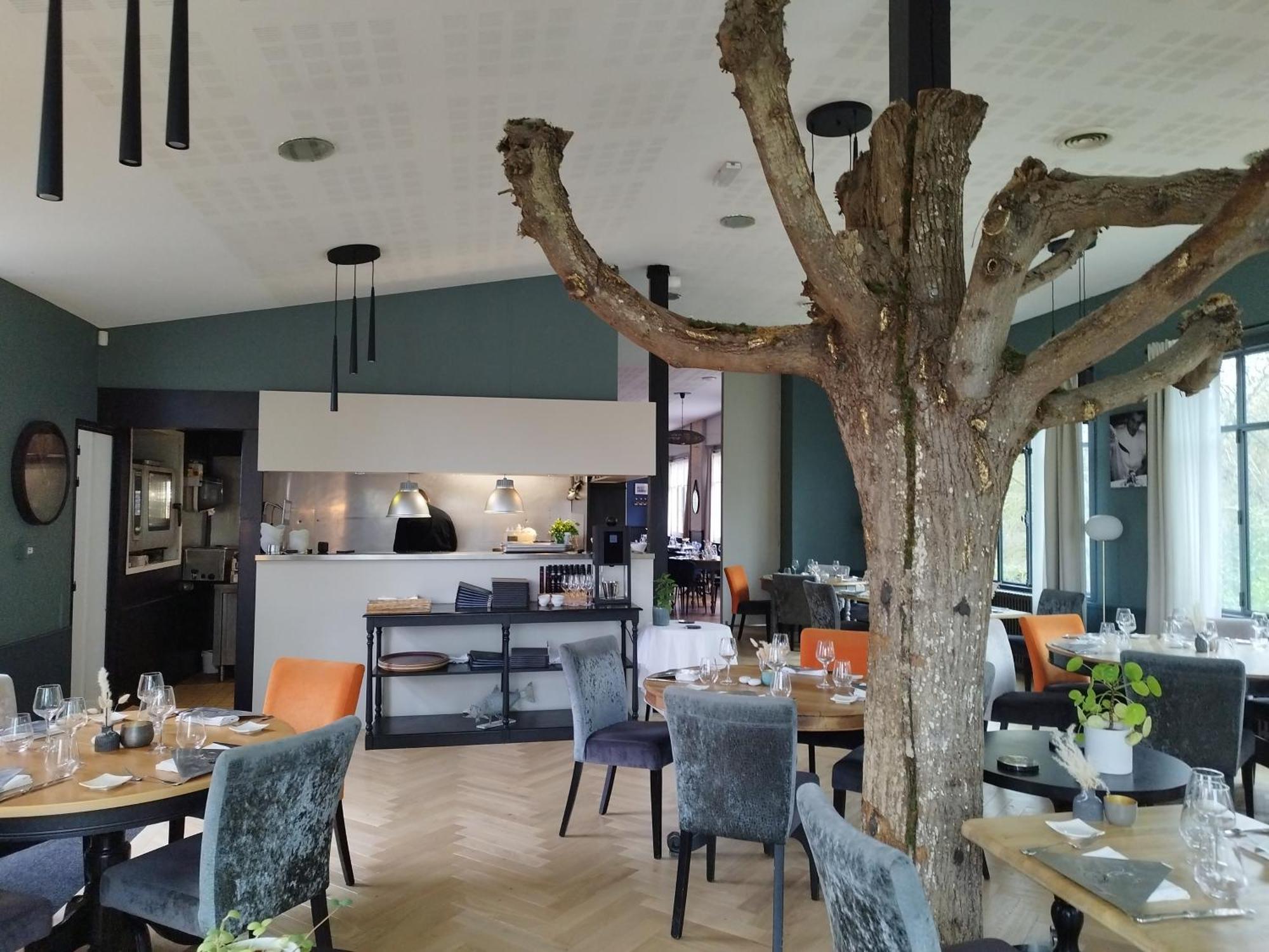Hotel Restaurant Le Bosquet Les Ponts-de-Cé Exterior foto